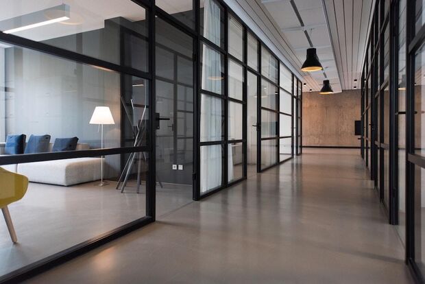 Serviced Office oder Coworking Space Serviced Office oder Coworking Space